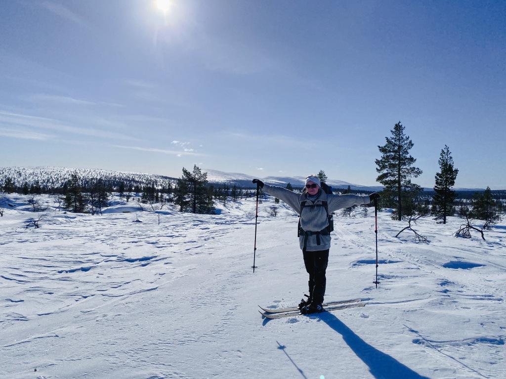 Saunallinen hiihtovaeullus: Hiihtäen Hannukurulle Pallas-Yllästunturin kansallispuistossa